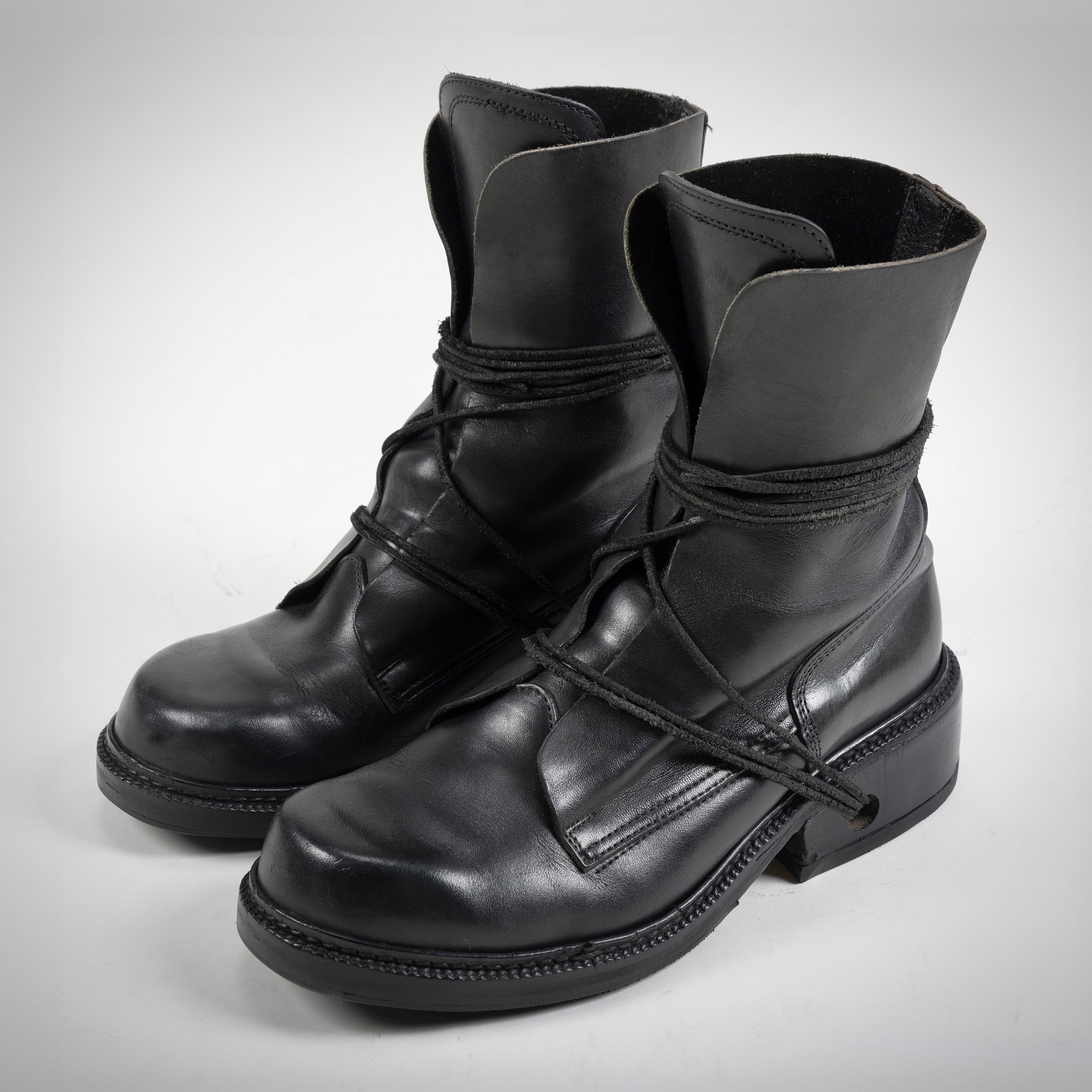 DIRK BIKKEMBERGS:90S LACE-TROUGH HEEL BOOTS