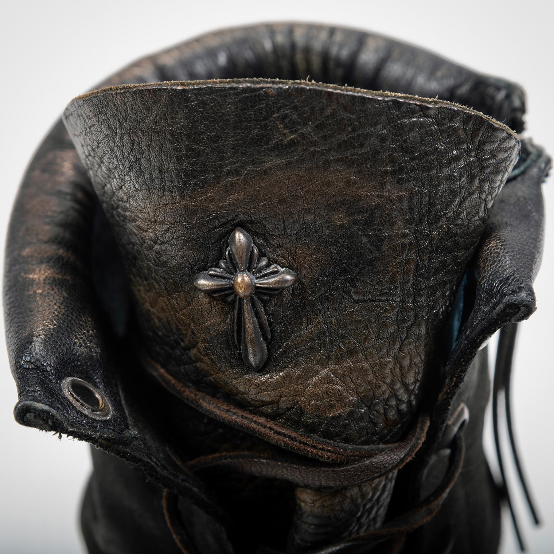 14TH ADDICTION:STAR-STUDDED BOOTS – :ANOMALIE_