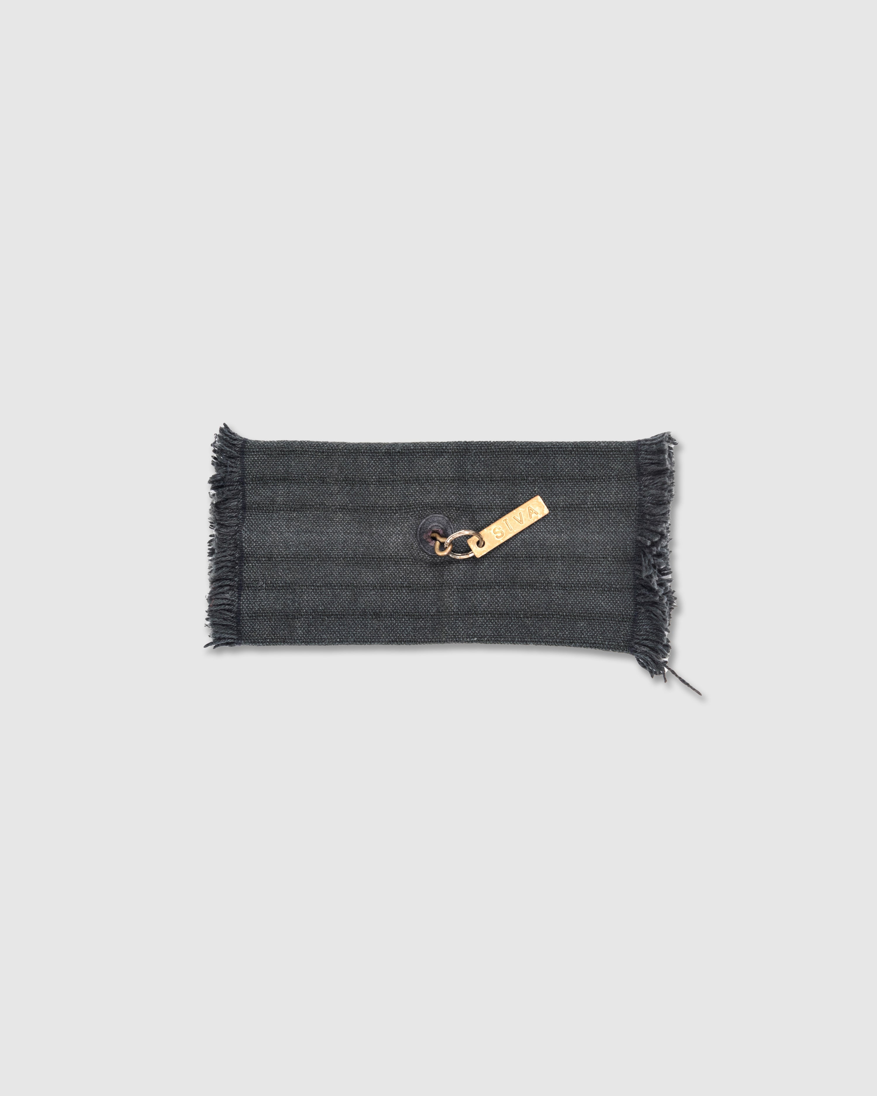 2007' BRACER WITH TAG