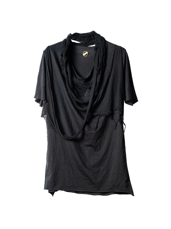 INTEGRATED SCARF T-SHIRT