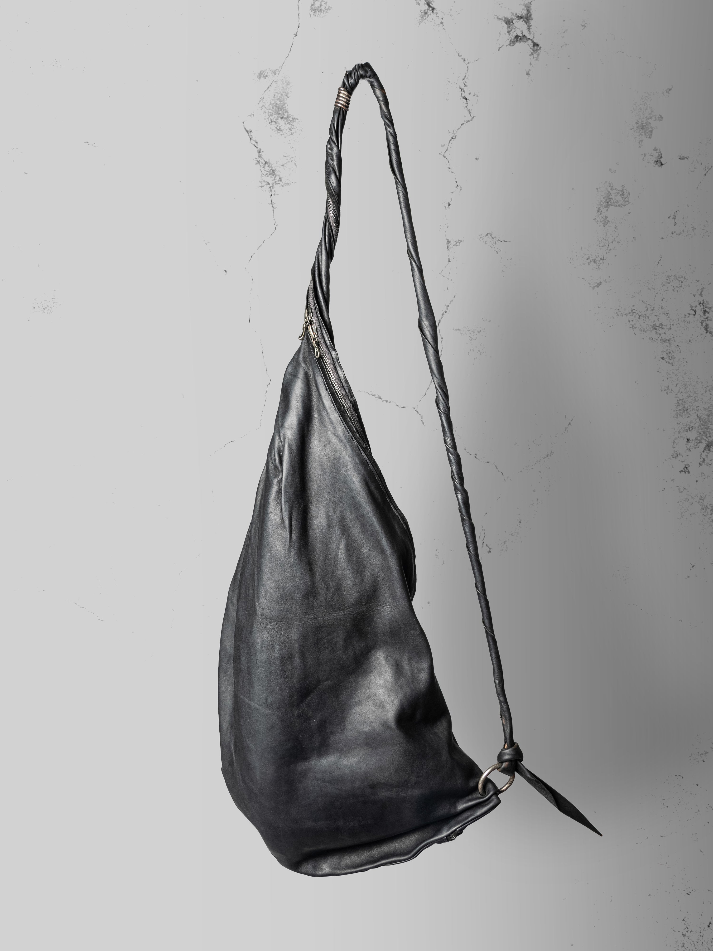 TWIST LEATHER BALUCHON BAG