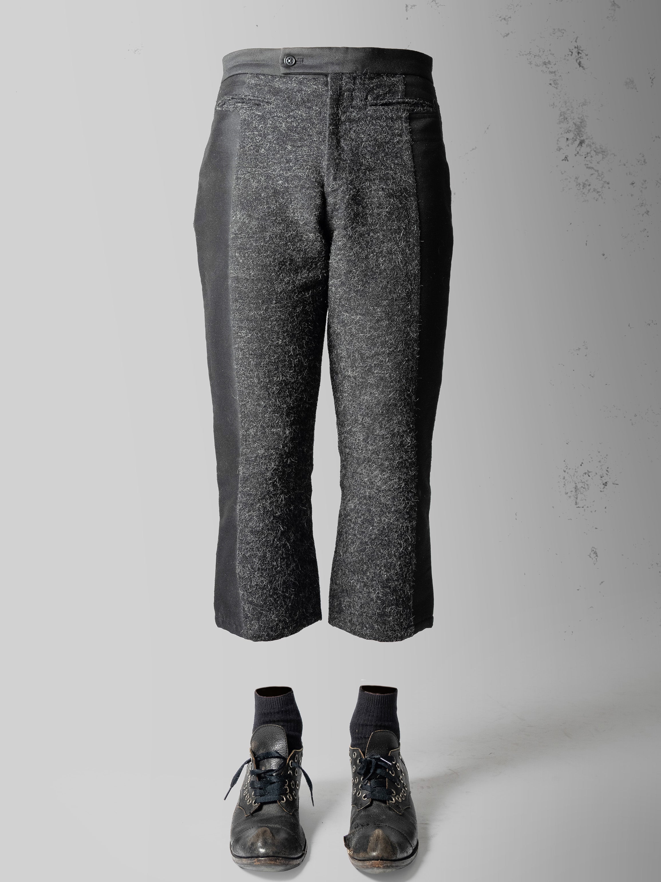 BRUSHED WOOL CAPRIS