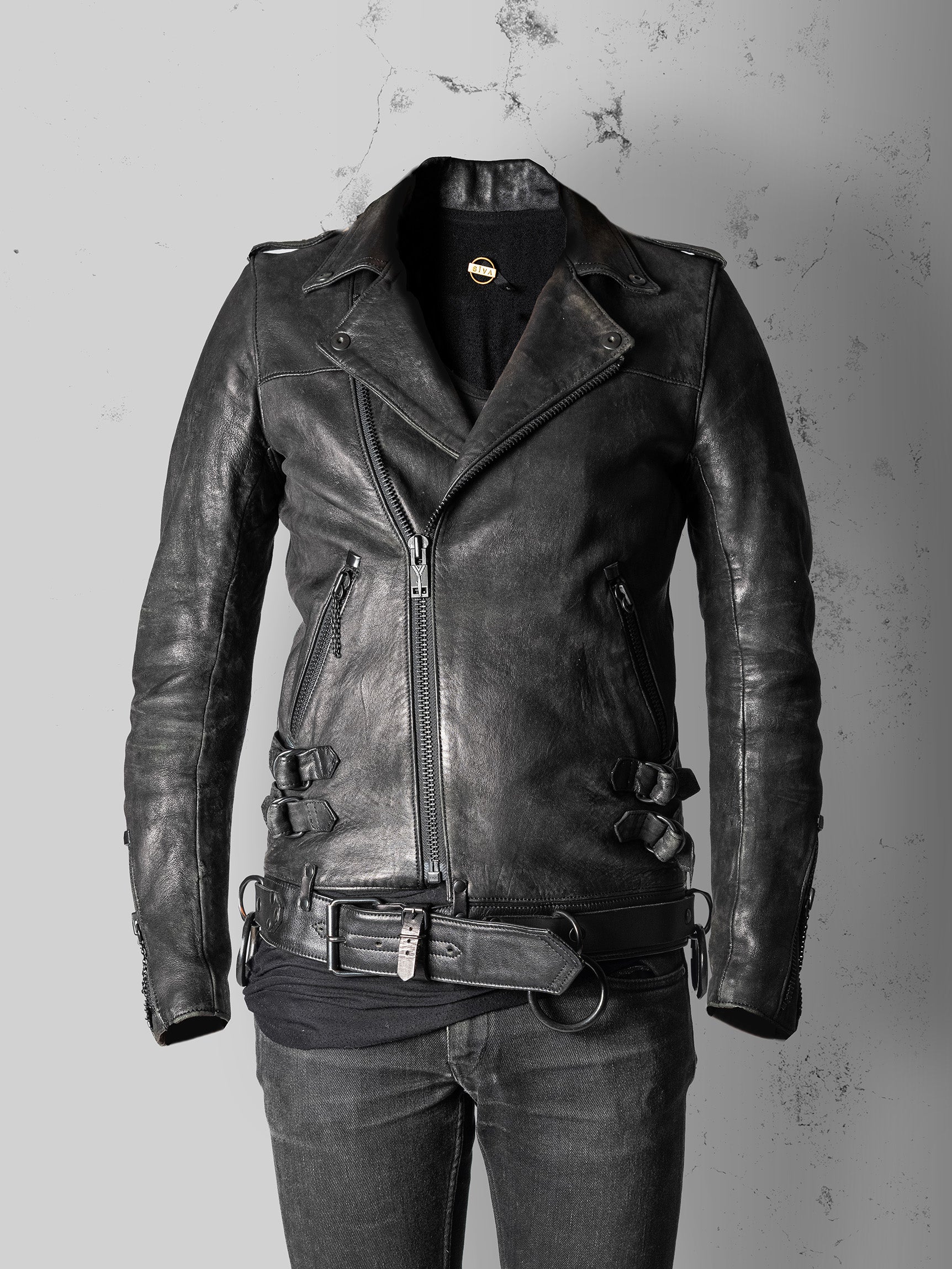 LTR_GREASER JKT:01